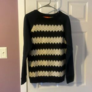 Women’s sweater
